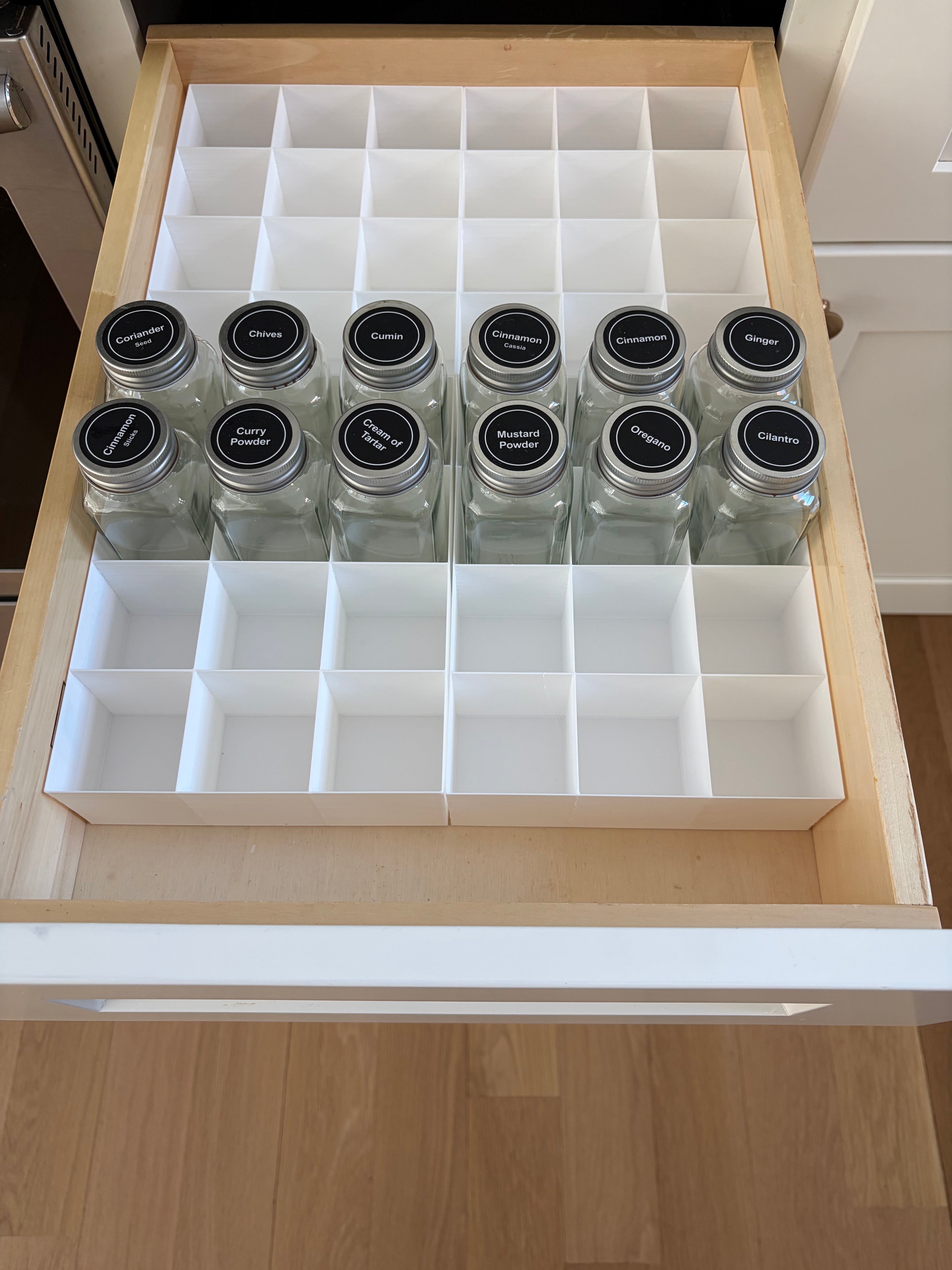 6oz Larger Spice Jar Set | Silver Edition (12-Pack)